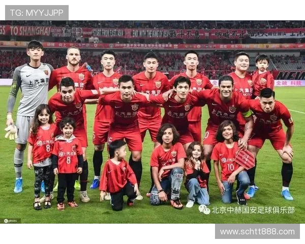 上海足球队实力强劲荣登足球力量排行榜第三位